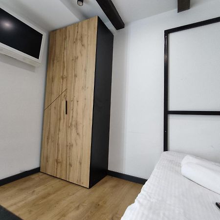 Kotlyarska Apartments Lviv Buitenkant foto